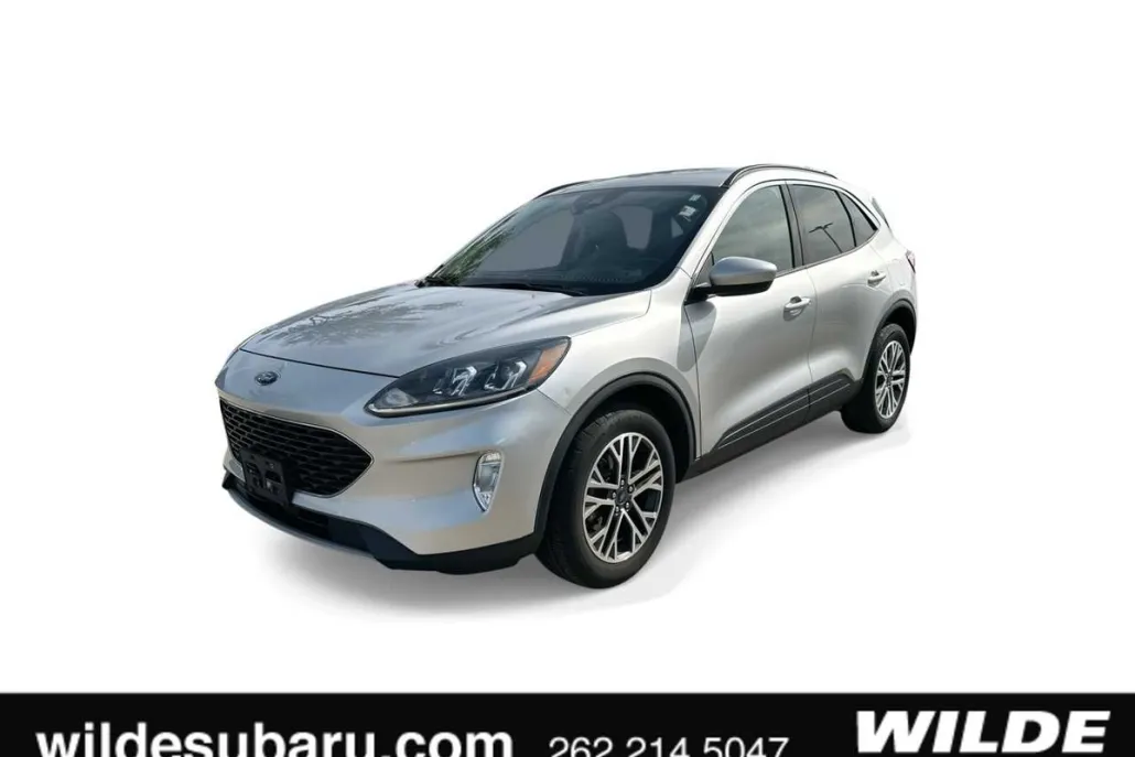 2020 Ford Escape SEL photo 1