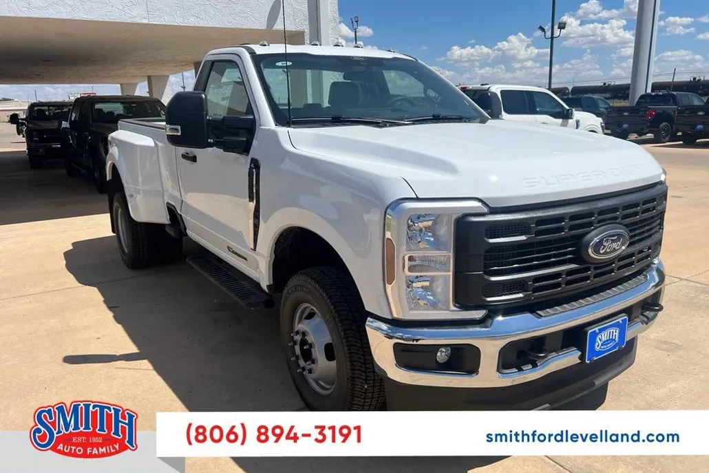 2025 Ford F-350 XL photo 1