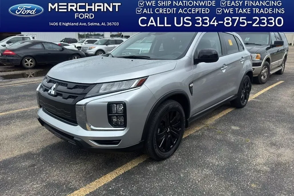2024 Mitsubishi Outlander Sport LE photo 1
