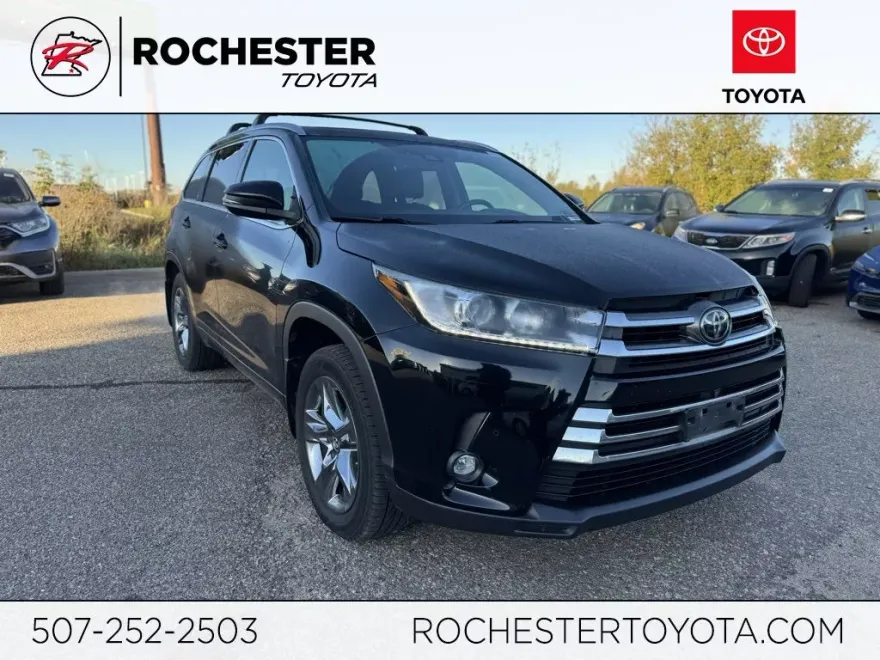 2019 Toyota Highlander Limited Platinum photo 1