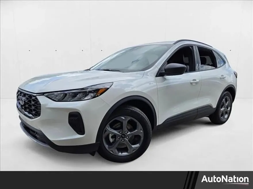 2025 Ford Escape ST-Line photo 1