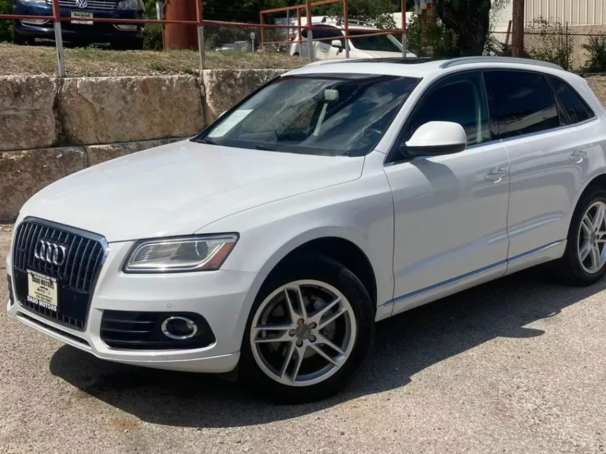 2017 Audi Q5 2.0T Premium Plus photo 1