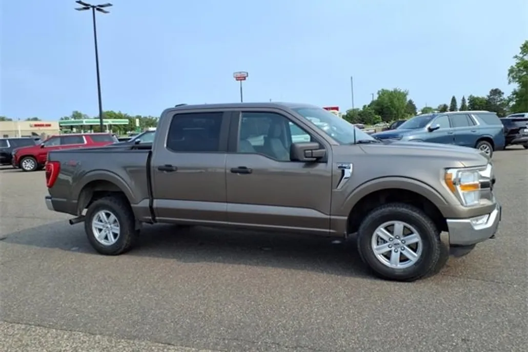 2022 Ford F-150 XLT photo 1
