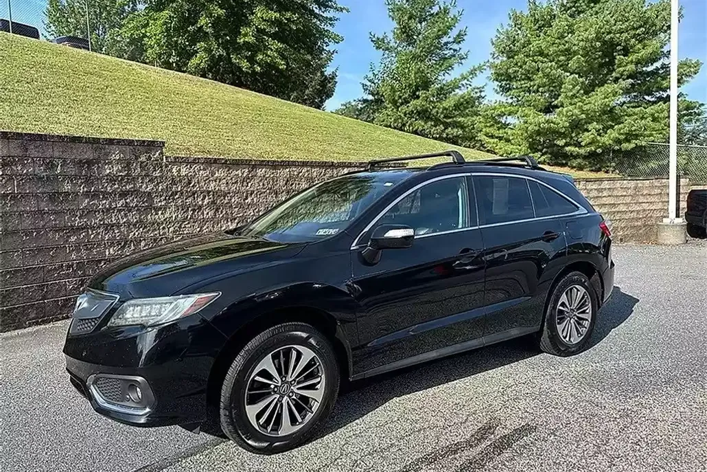 2017 Acura RDX Advance photo 1