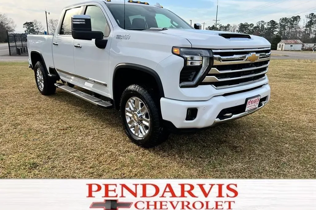 2025 Chevrolet Silverado 2500HD High Country photo 1
