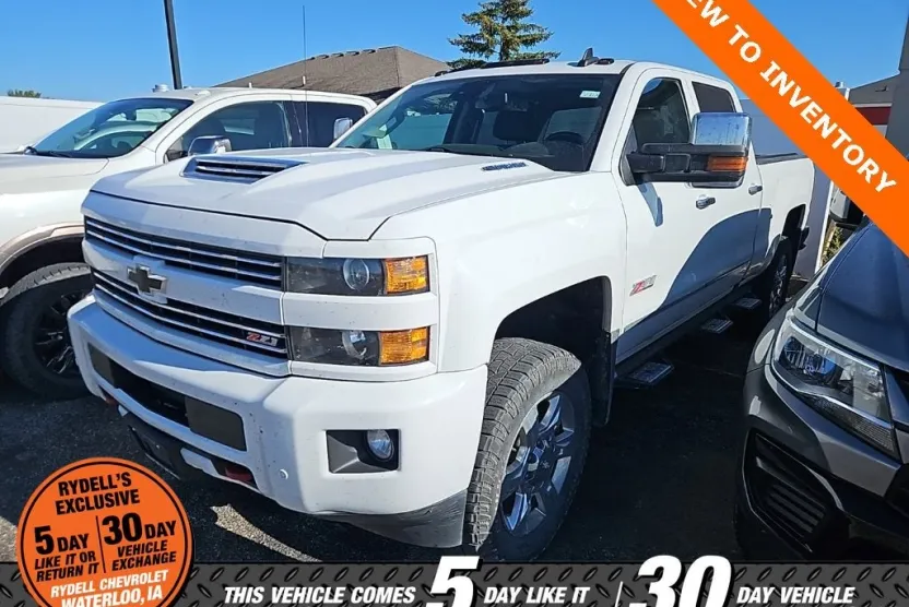 2017 Chevrolet Silverado 2500HD LTZ photo 1