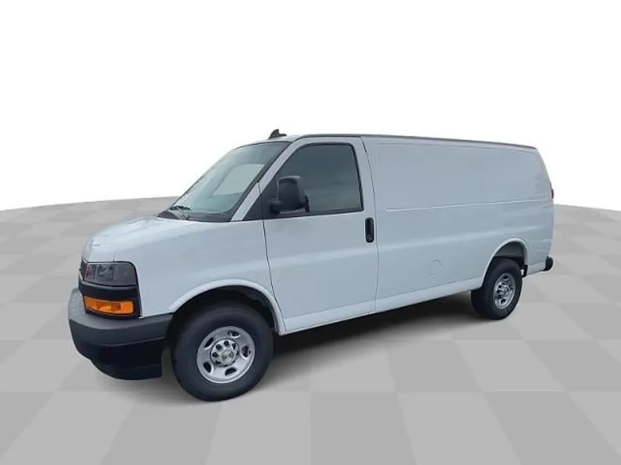 2025 Chevrolet Express Cargo 2500 Base photo 1