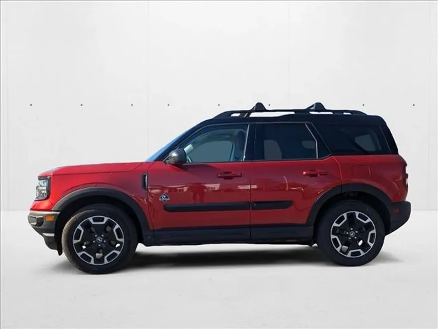 2024 Ford Bronco Sport Outer Banks photo 1