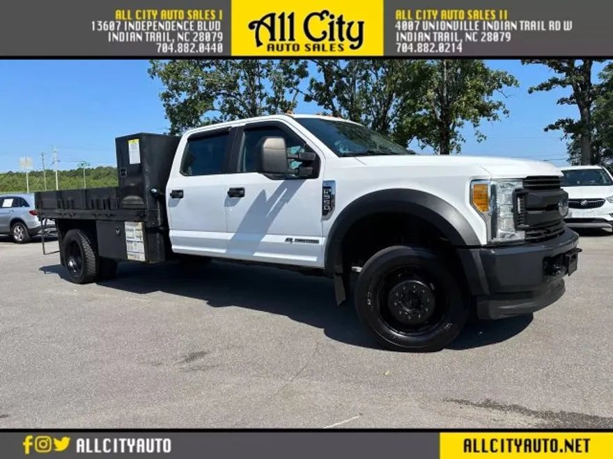 2017 Ford F-550 photo 1