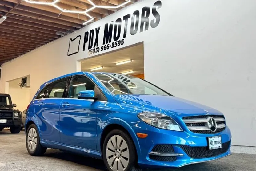 2014 Mercedes Benz B photo 1