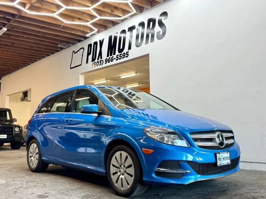 2014 Mercedes Benz B photo 1