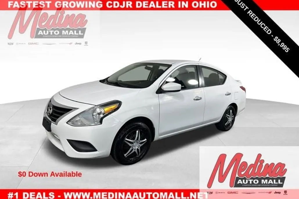 2018 Nissan Versa 1.6 SV photo 1