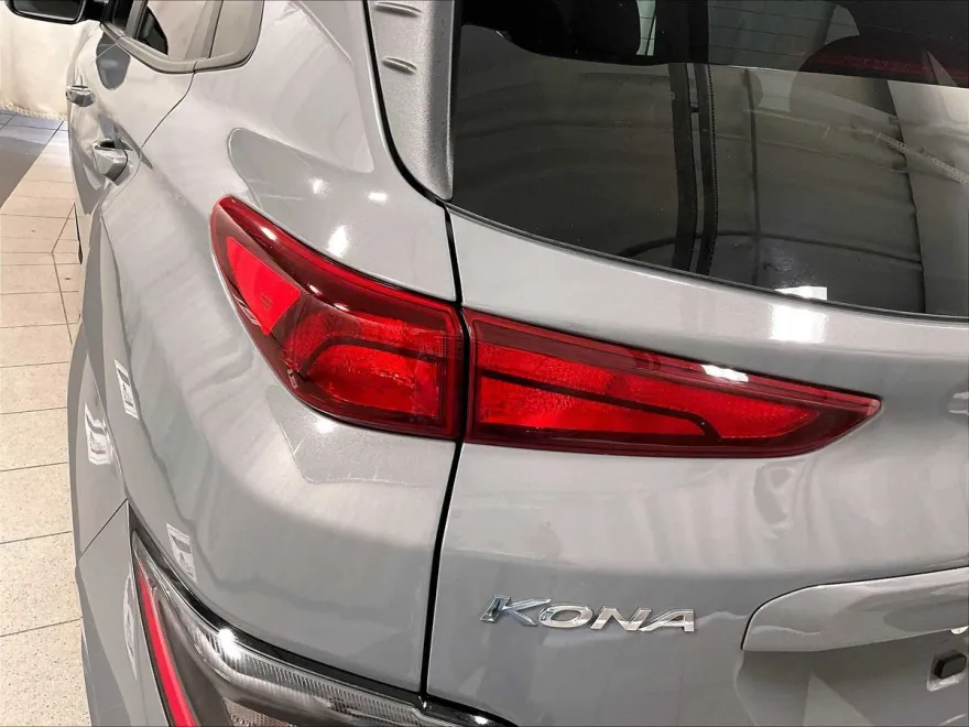 2023 Hyundai Kona Electric SE photo 32