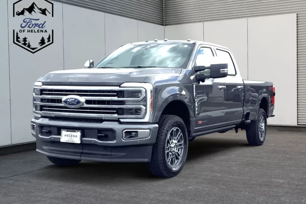 2025 Ford F-350 Platinum photo 1
