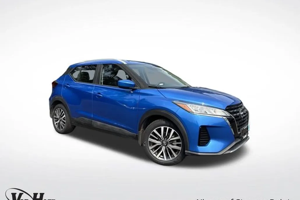 2022 Nissan Kicks SV photo 1
