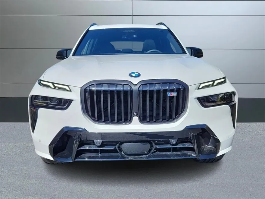 2025 Bmw X7 M60i photo 4