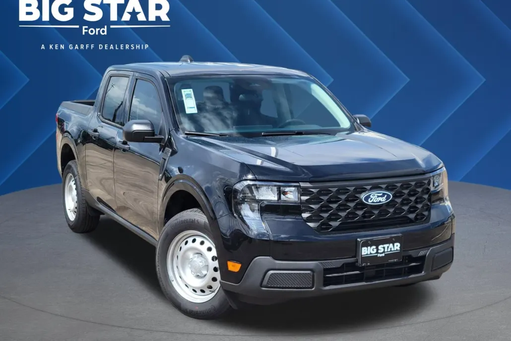 2025 Ford Maverick XL photo 1