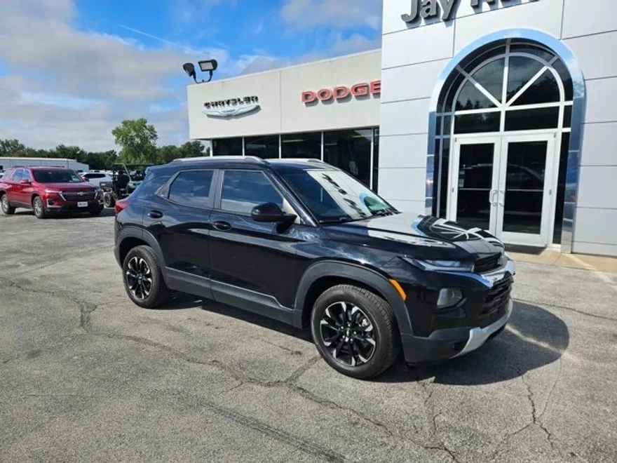 2022 Chevrolet Trailblazer LT photo 1