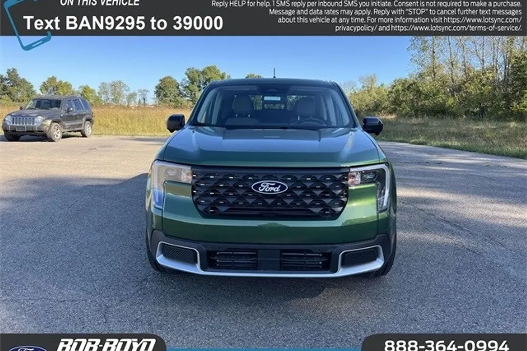 2025 Ford Maverick Lariat photo 1