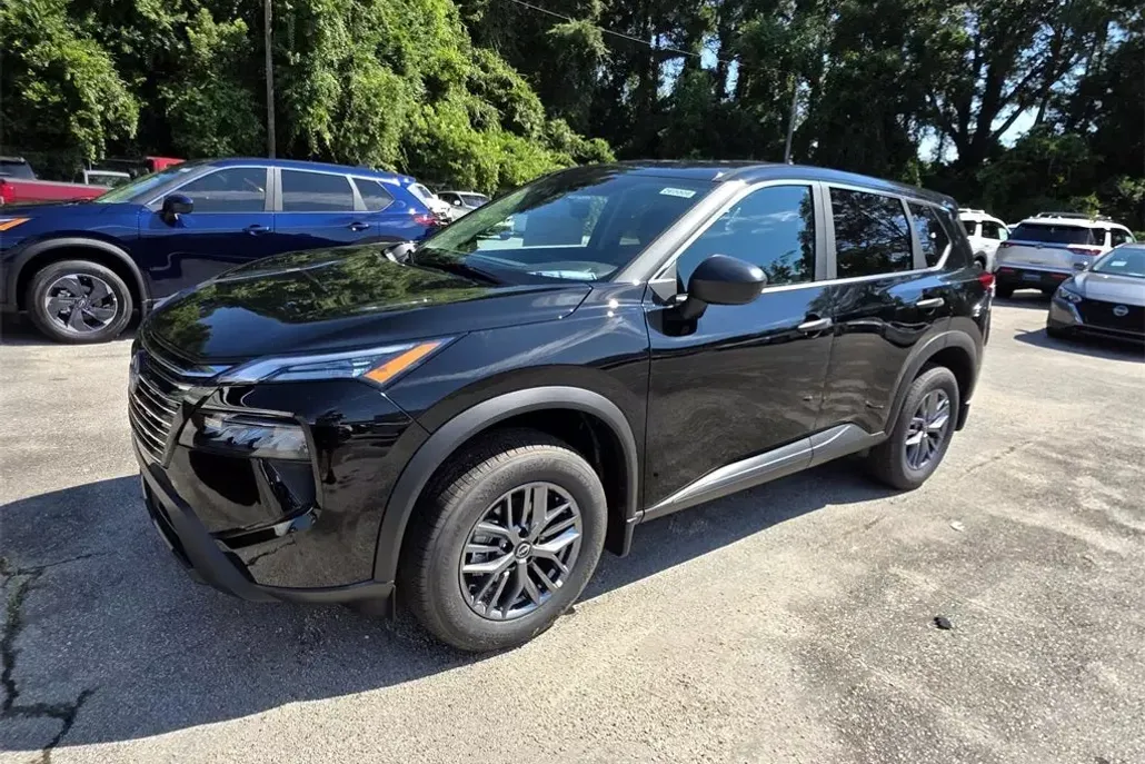 2026 Nissan Rogue S photo 1