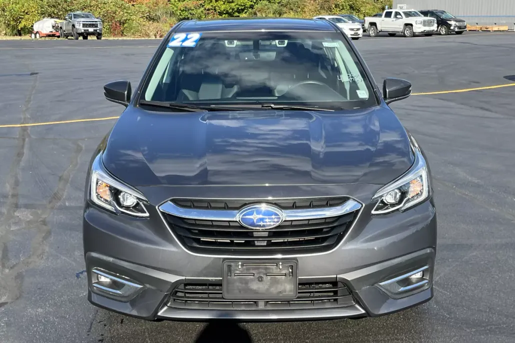 2022 Subaru Legacy Limited photo 1