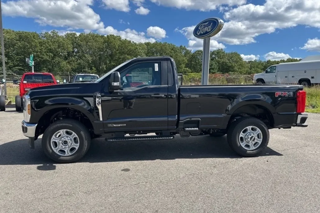 2026 Ford F-350 photo 1