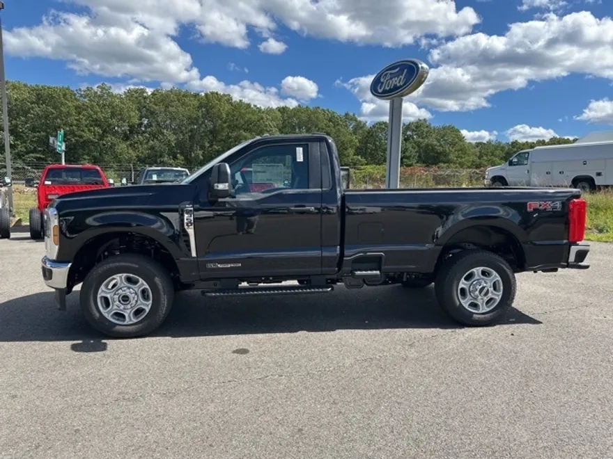 2026 Ford F-350 photo 1
