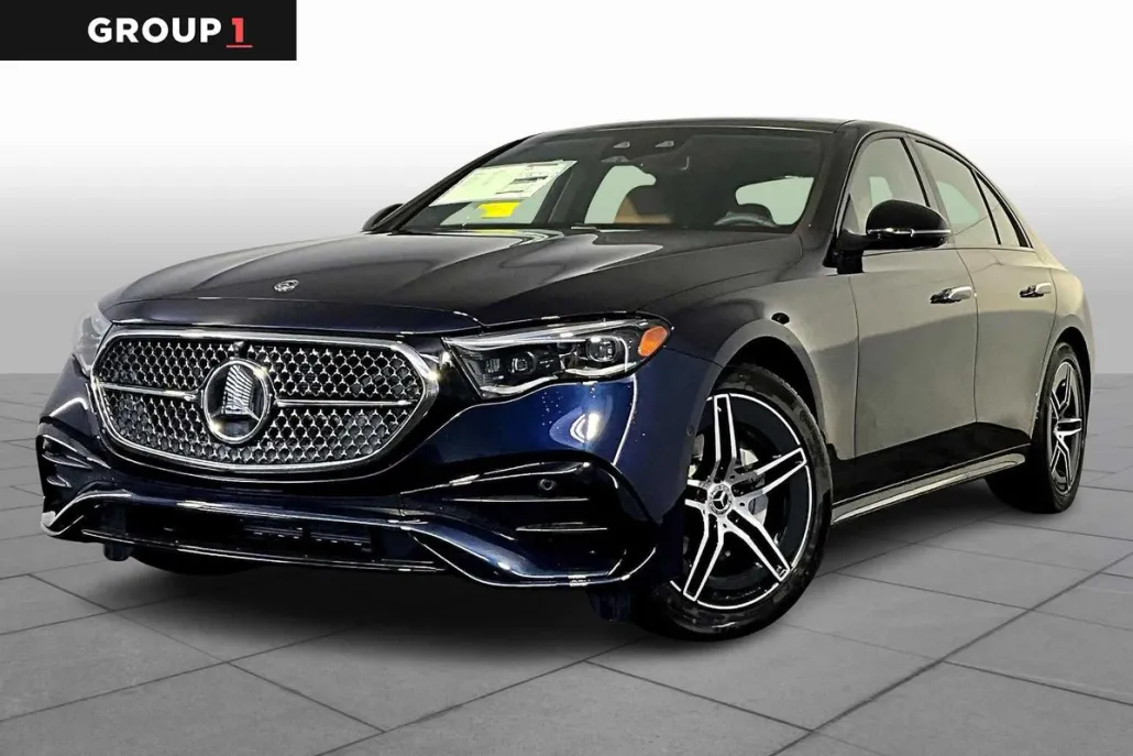 2026 Mercedes Benz E 350 4MATIC Sedan photo 1