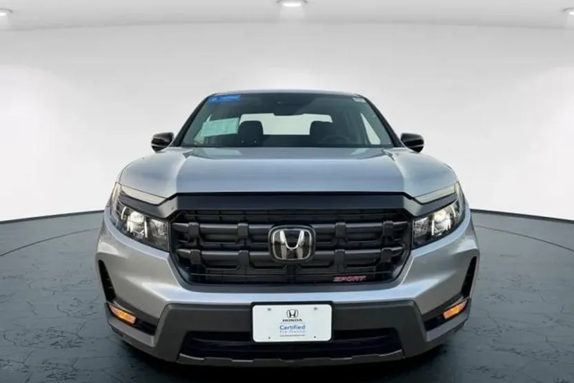 2025 Honda Ridgeline Sport photo 1