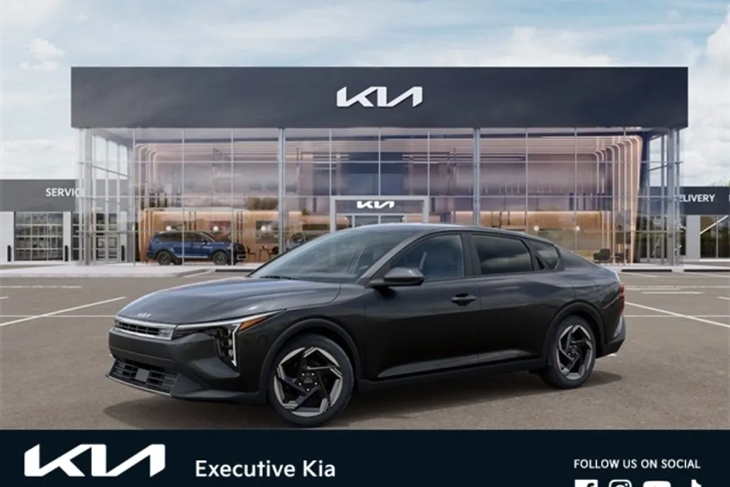 2025 Kia K4 EX photo 1