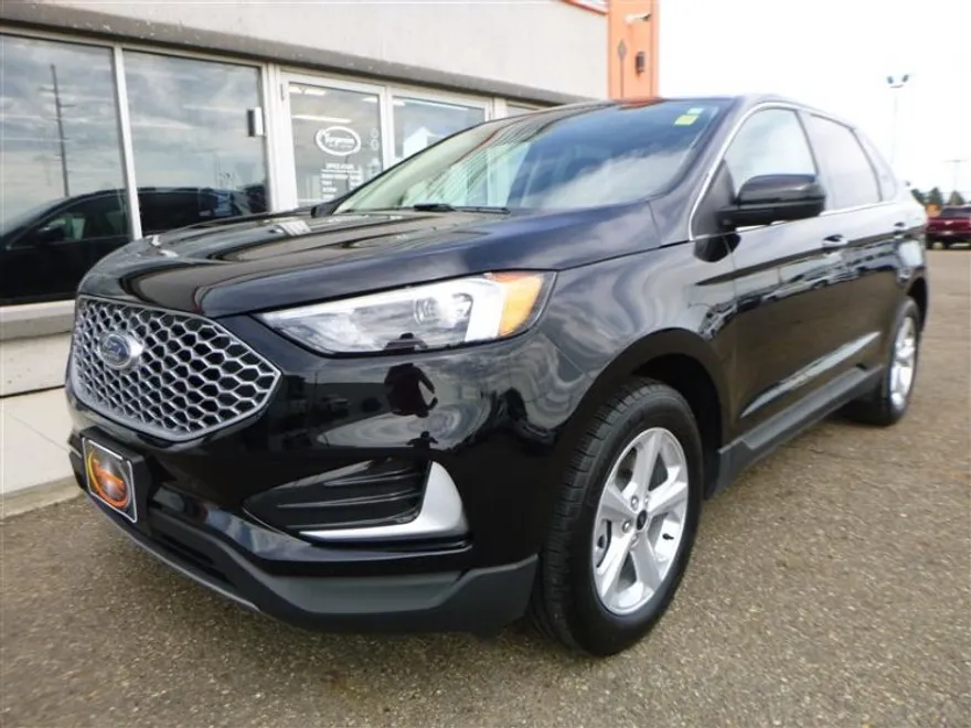 2024 Ford Edge SEL photo 1