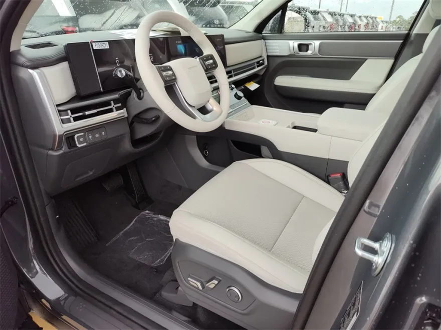 2026 Hyundai Santa Fe SEL photo 1