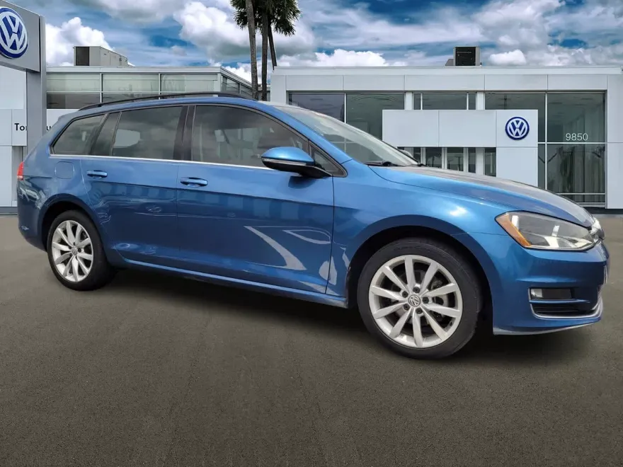 2015 Volkswagen Golf SportWagen TSI S photo 1