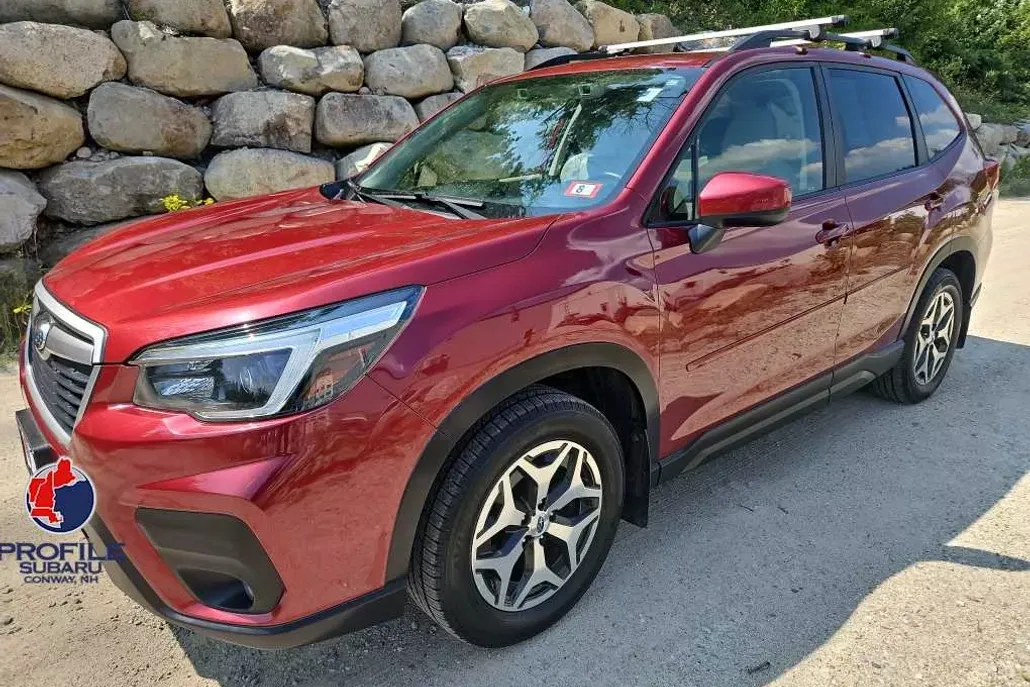 2021 Subaru Forester Premium photo 1