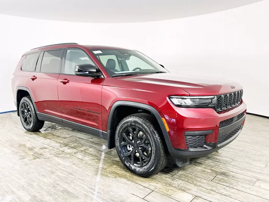 2025 Jeep Grand Cherokee Altitude X photo 1