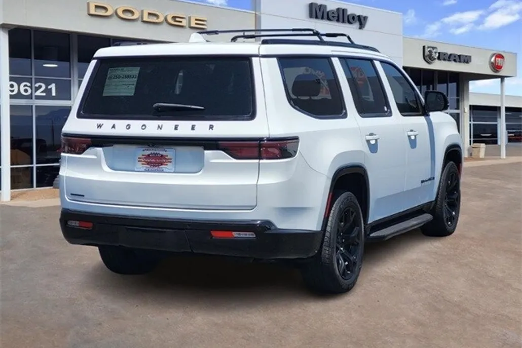 2023 Jeep Wagoneer Series II photo 1