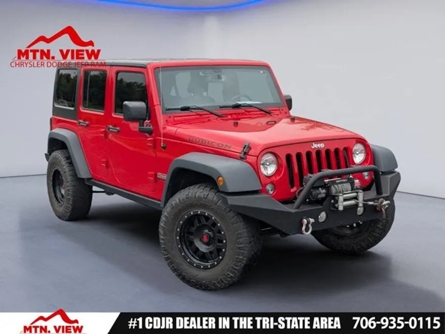 2015 Jeep Wrangler Unlimited Rubicon photo 1