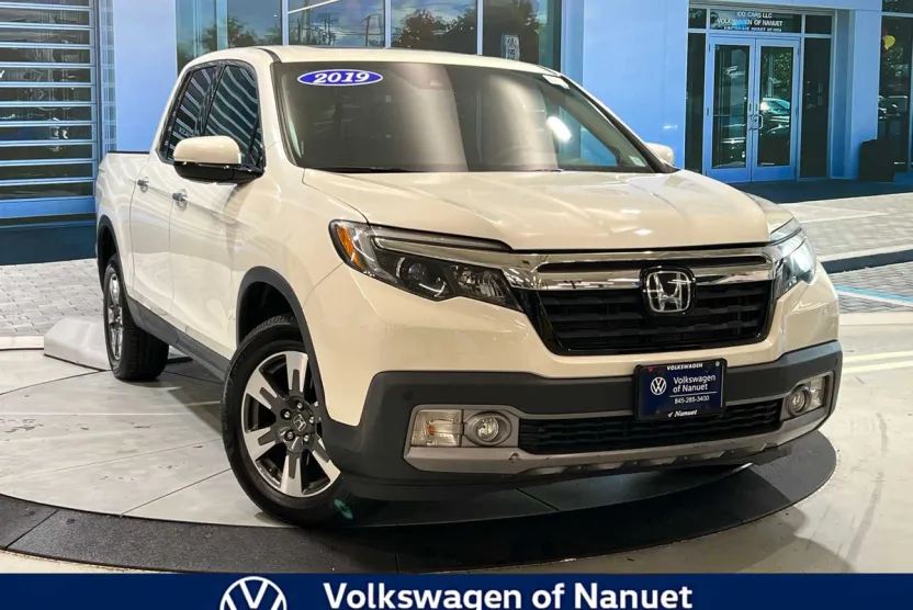 2019 Honda Ridgeline RTL-E photo 1
