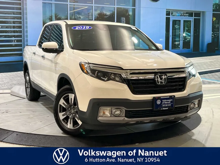 2019 Honda Ridgeline RTL-E photo 1
