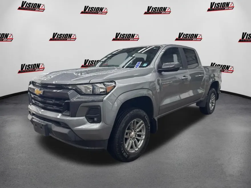 2023 Chevrolet Colorado LT photo 1