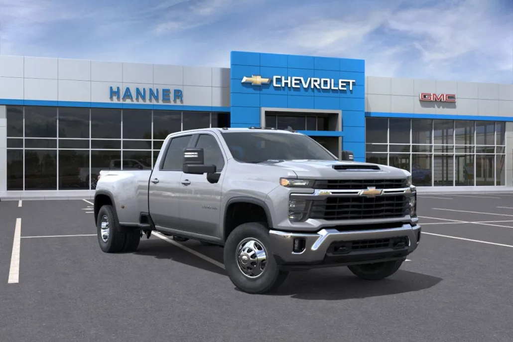 2026 Chevrolet Silverado 3500HD LT photo 1