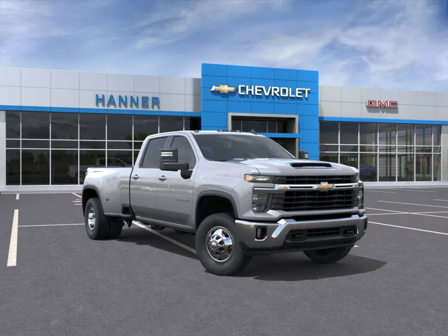 2026 Chevrolet Silverado 3500HD LT photo 1