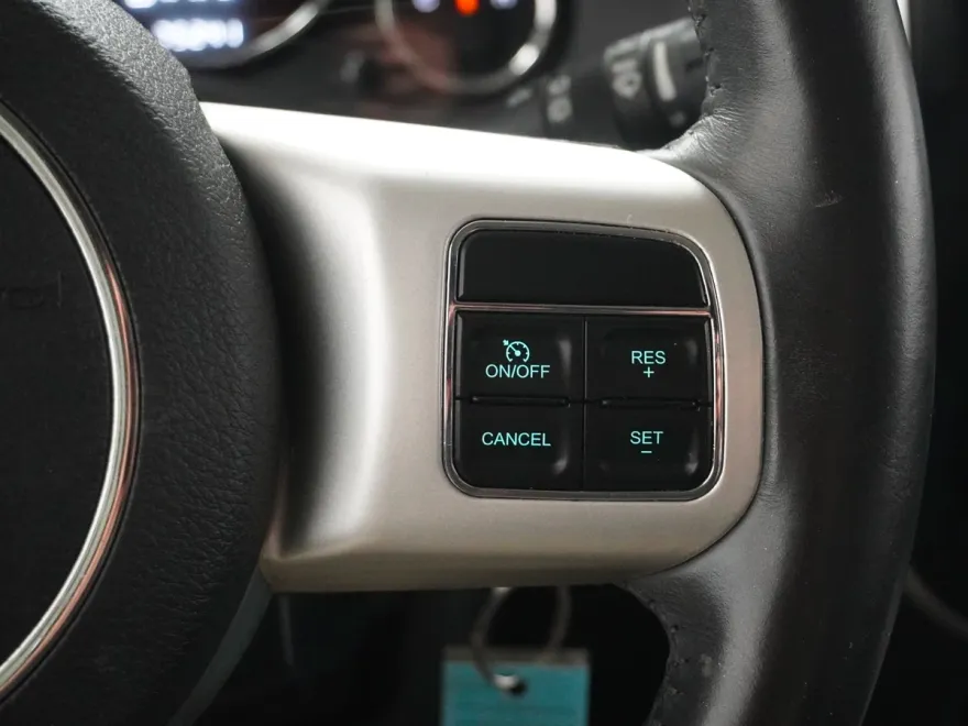 2017 Jeep Compass High Altitude photo 16