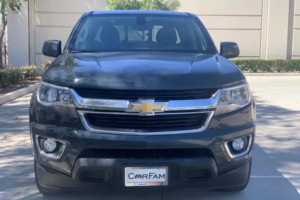 2017 Chevrolet Colorado LT photo 1
