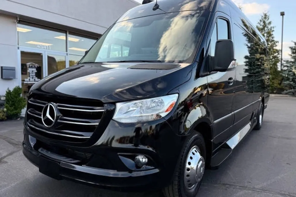 2021 Mercedes Benz Sprinter 3500XD photo 1