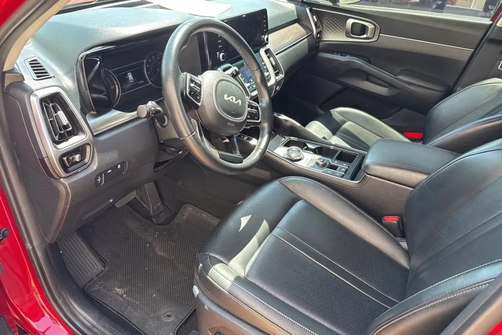 2022 Kia Sorento Hybrid S photo 1