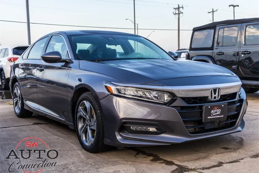 2020 Honda Accord EX photo 1