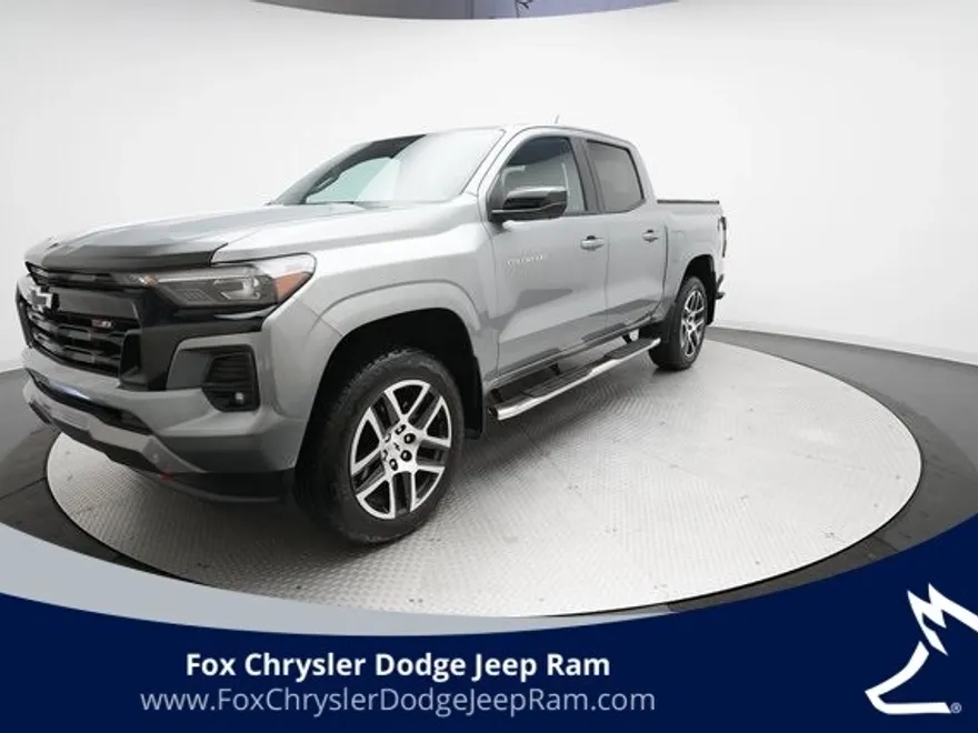 2024 Chevrolet Colorado Z71 photo 1