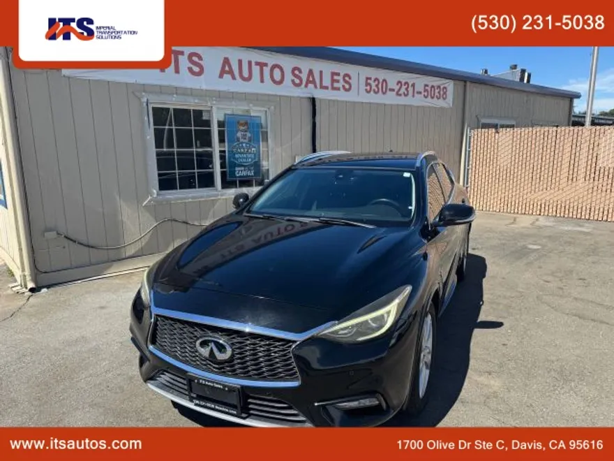 2018 Infiniti QX30 Premium Sport photo 1