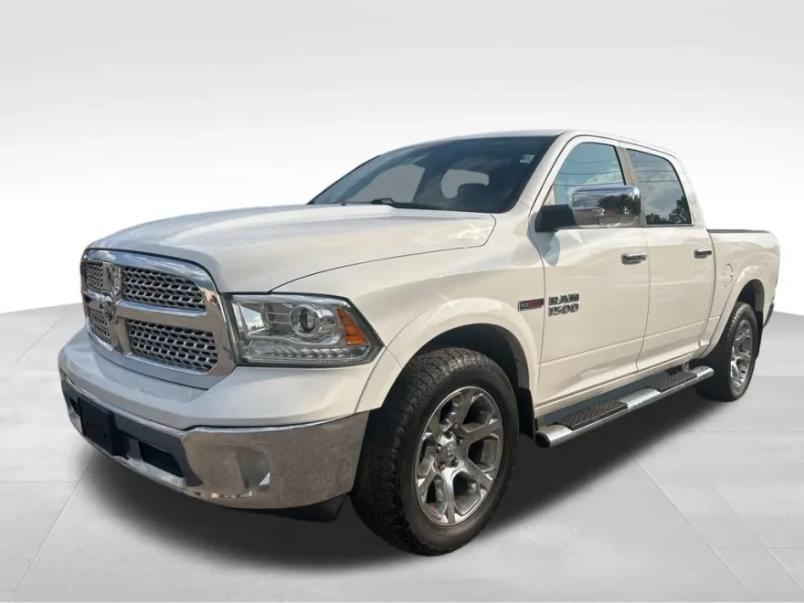 2018 Ram 1500 Laramie photo 1
